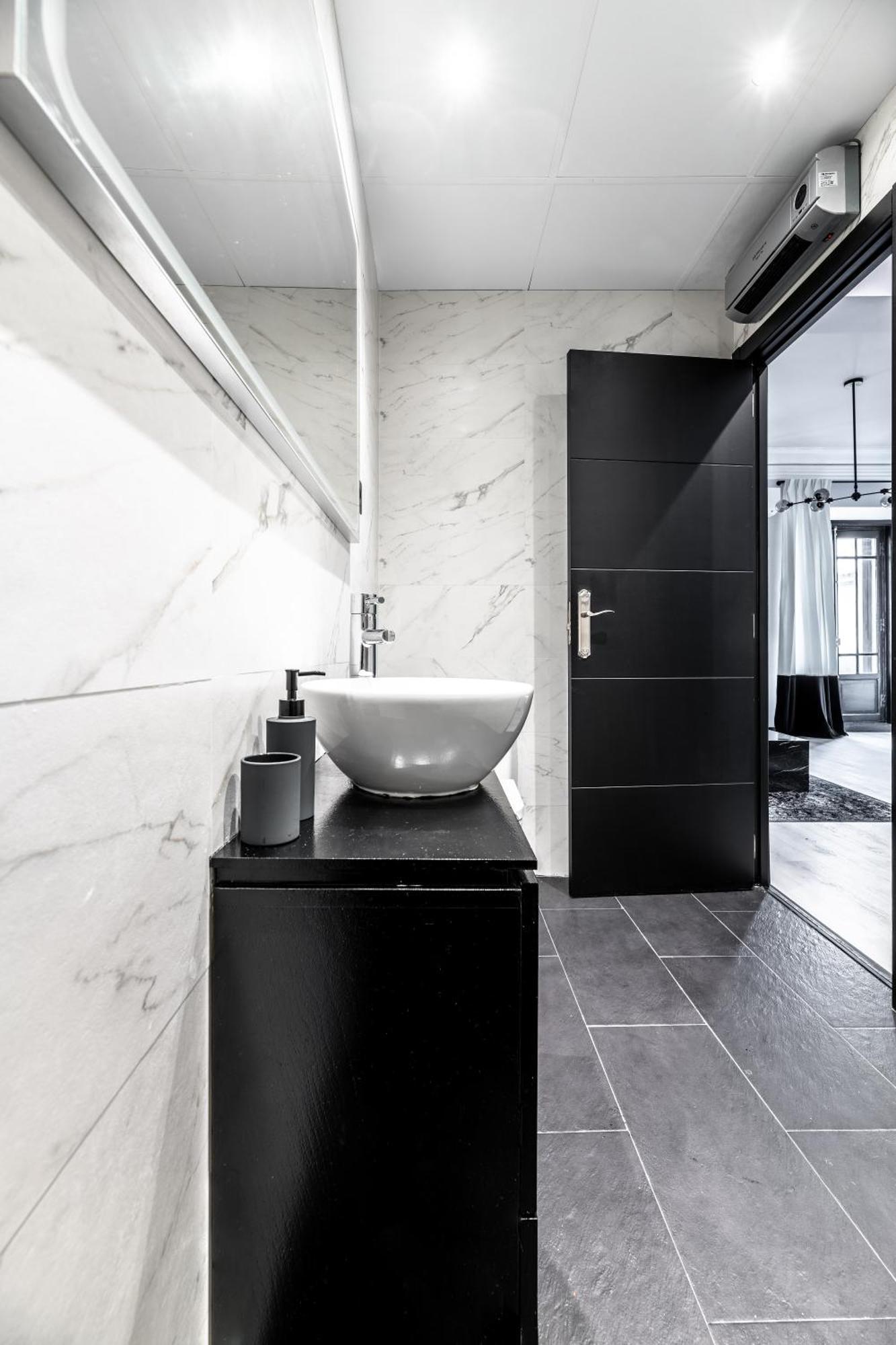 Gran Via Suite, By Presidence Rentals Madrid Kültér fotó